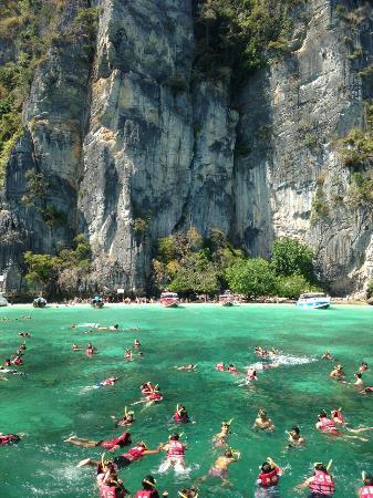 Phuket Happy